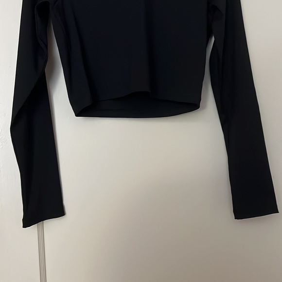 NWT adidas black and orange crop top long sleeve size: S - Picture 3 of 8